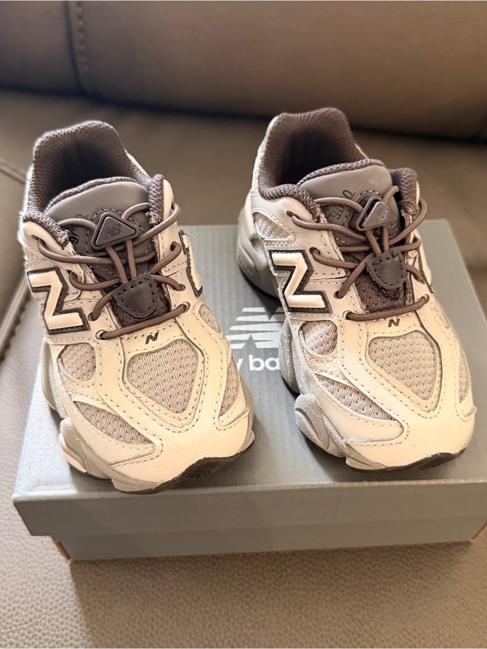 New Balance Kids 9060 Bungee Shoes - Picture 11 of 11